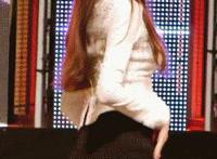 公马鞭图片欣赏：兩女一杯邪恶动态图