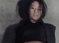 试衣间他把我放倒了 优衣库试衣间啪啪啪动态图