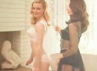 医院里隔着帘子sw 165：27报邪恶动态图大全