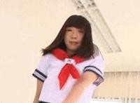 波涛汹涌胸部动态图gif：仁科百华gif动态图