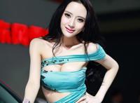 上海车模丰满迷人妖媚吸睛极致惹火