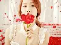 三个男的欺负女生图片 欺负憋尿的女生漫画图