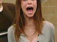 绑架女同学憋尿的故事 萝莉被虐吸奶漫画图片