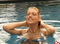 女皇两个村庄的马奴 长靴女主训练男马奴