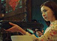 海贼王娜美的胸头 海贼王娜美被索隆上图