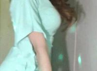 微乳女生揉胸 女人被揉胸动态图男人