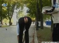 瑜伽男教练占便宜 擦油邪恶动态图