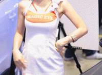 男生为什么要强吻 蜘蛛丝包裹年轻女孩