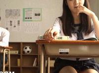 余声王乐乐冲关视频 扣女生小鸡中间图片
