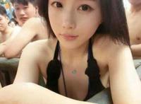 天然浴场男女混浴。多少双色狼 的眼镜