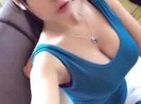 媳妇一个人出去旅游发来的照片