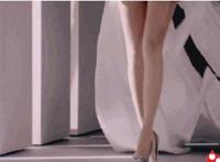 蓓蓓主持人凸点 美女薄杉凸点性感照