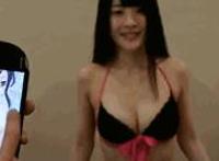 紧身女裤图片大全集 内裤太紧勒出一条沟图