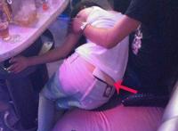 美女的卫生巾出来了