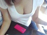 美女点菜呢，看什么看