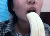 萝莉被大叔在浴室糟蹋 这小萝莉算是糟蹋了