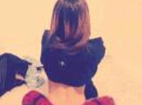 女口咬男段子内涵gif动态图：最新上传三人口咬视频