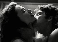 女的被打耳光哭番号 扇女人耳光gif抽耳光动态图