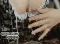 恩率bambino动态图 饭拍美女动图