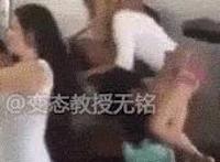 美容院用震动器帮客人自慰  实拍美容院缩阴惊人黑幕