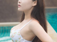 透明装无内衣秀高清美女内衣秀场裸体写真