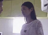 柳岩甩奶舞现场视频动态图 让男生把持不住的行为