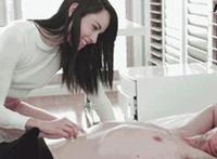 扒衣服打架视频实拍 女青年穿的衣服 扒衣服打架图片