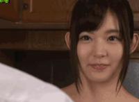 憋尿憋不住的空姐 空姐还要训练憋尿 美女憋尿憋的尿裤子邪恶动态图