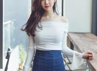 超短裙性感长腿美女诱惑高清写真