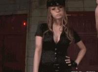 揉胸舔胸吃奶子动态图 揉胸捏胸gif动态图百度