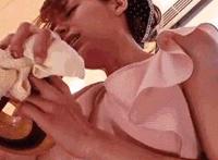 韩国揉胸动态图漫画 韩国公主朴妮唛漫画图片欣赏