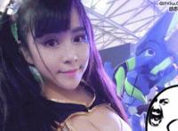 大街玩震动棒动态图 美女塞震动棒视频