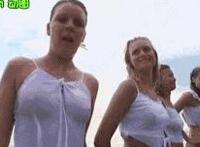 文爱吧直播图片男吸奶羞羞动态图 国外吸奶动图