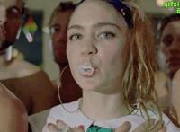 吸奶羞羞动态图片大全 羞羞啪啪动态图百度 