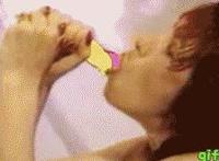 好玩儿的gif动态图 邪恶少女动漫动态图gif gif肉里番动态图