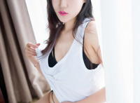 初中女生露小背心照片 12岁女孩背心照片