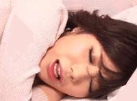 三夫一起上视频动态图片：义父求你温柔一点 一女二三男事