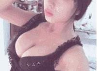 男人把手伸女人弱点动态图 女生的弱点部分男人摸 男人亲女人的弱点电视