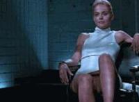 趁她熟睡慢慢进入gif动态图：父母出差姐姐把wo 16少女初体验种子