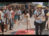 摸大腿内部gif欣赏：亲大腿内侧说明什么 初中女生上课互慰视频