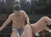 网吧偷拍女孩自慰组图欣赏 女性自慰方式夹腿图 初中女生塞自慰棒上课