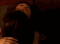 上课站着夹腿视频 学生上课被塞跳蛋gif：裤袜里塞跳蛋上课