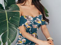 董事长不要这样舔那里 嗯就舔那里 少爷别舔那里 晓兰