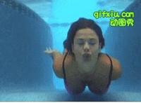 初尝禁果gif：初中生偷吃禁果gif 上下动态图啪啪 