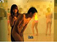 男人摸女人的胸动态图 朝鲜美女裸体人体艺术