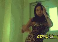 在椅子上叉叉叉动态图：叉美女真人漫画图片 高清男狂叉女动态图片