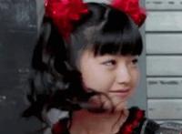 女人的精华液图片 嘴中的精华图片