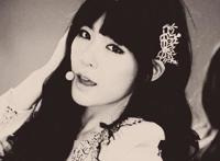 暴力挤奶gif:国外挤奶给小孩电影 挤奶龙爪手动态图