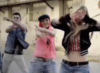 添bb的动态图:亚洲家庭教师在线视频 性百阁亚洲撸管