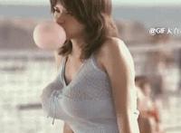 裸男从阳台爬出图片 图片裸男不打马赛克